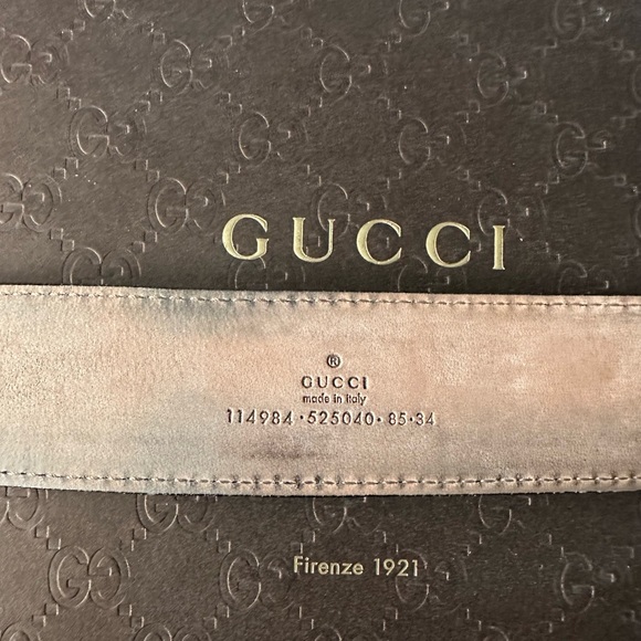 **Authentic** GUCCI Signature belt - Picture 3 of 5